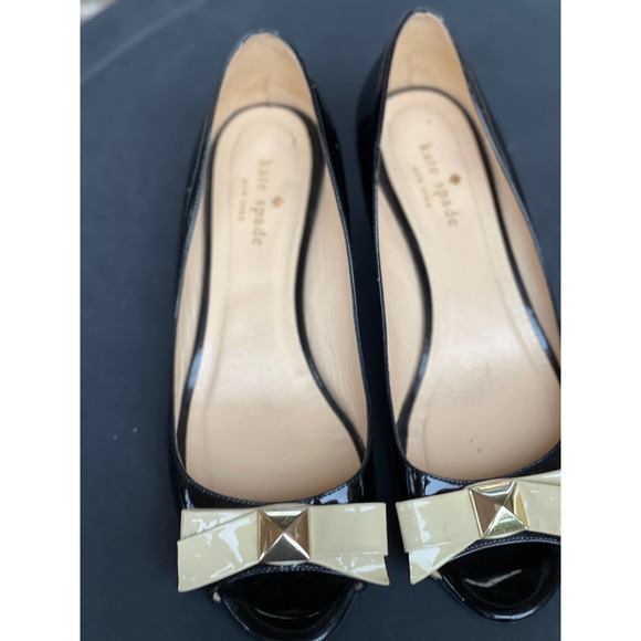 Kate Spade Tenor Paten Leather Wedges S-8 - Picture 4 of 6